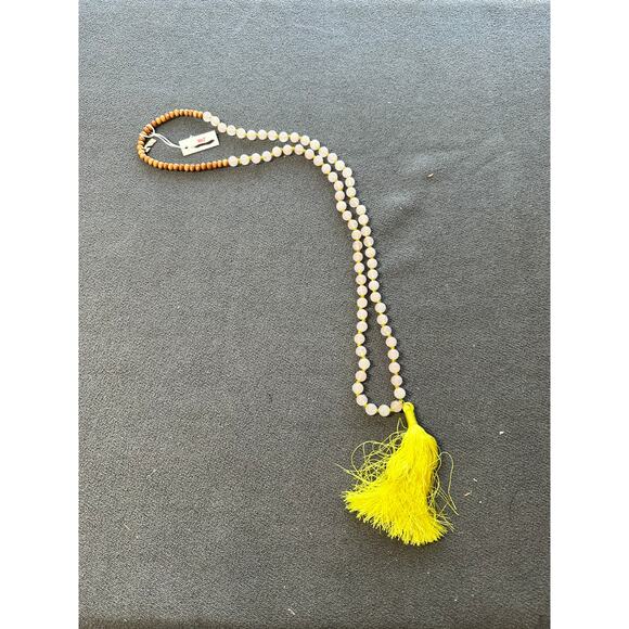 ✨ Vineyard Vines Neon Tassel Necklace – NWT & FAB ✨ - Picture 2 of 6